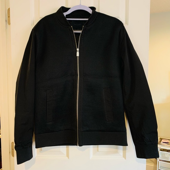 Jack Jones Men’s mesh bomber Jacket in Black - Picture 1 of 3